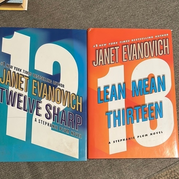 Janet Evanovich Stephanie Plum novels - Picture 1 of 2